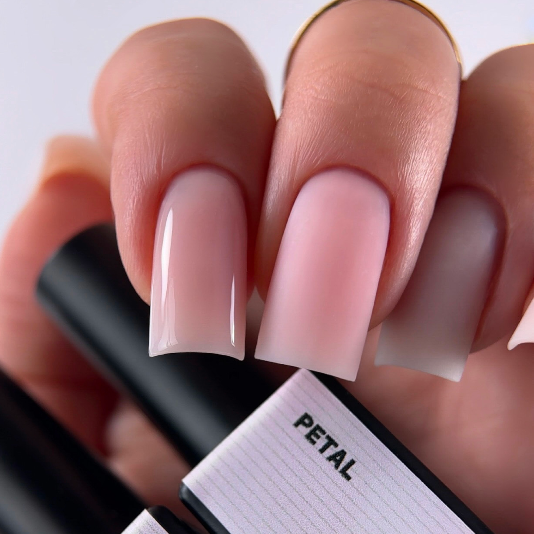 BIBLIOTEKA | Top Color Glossy Petal 10 ml