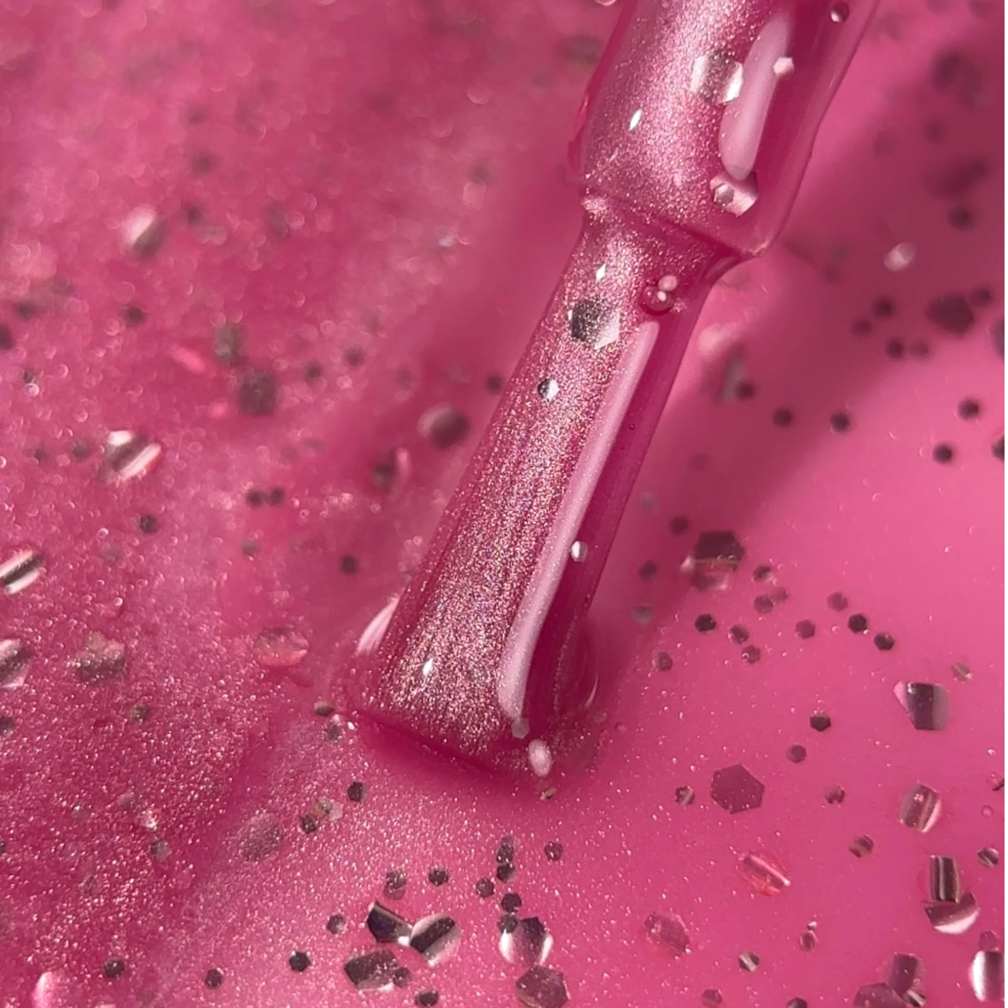 BIBLIOTEKA | Cat Eye Raspberry 10ml