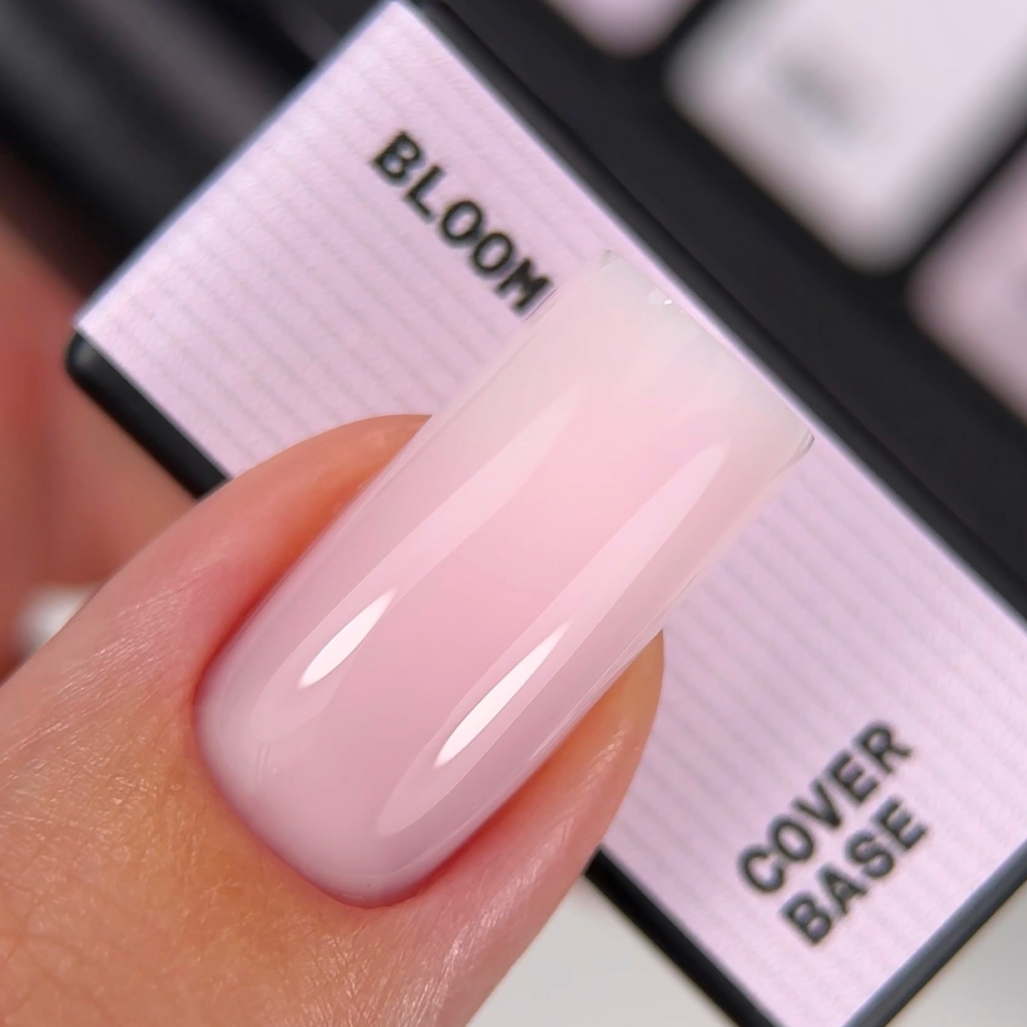 BIBLIOTEKA | Rubber Base Bloom 10ml