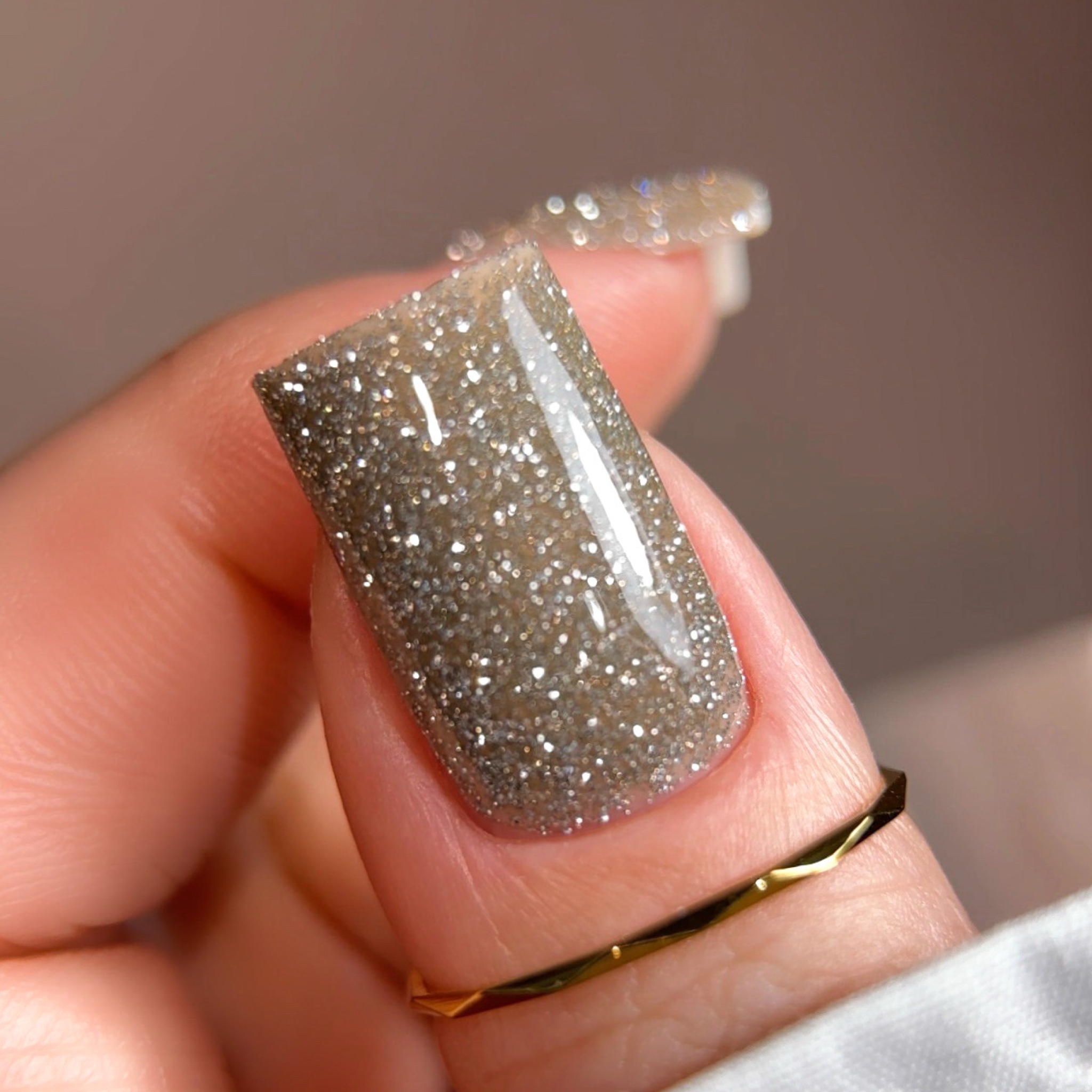 BIBLIOTEKA | Gel Polish Skin Glow 10ml